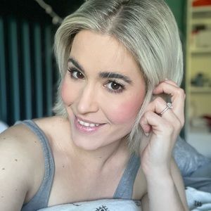 Meet your Posher, Natasha